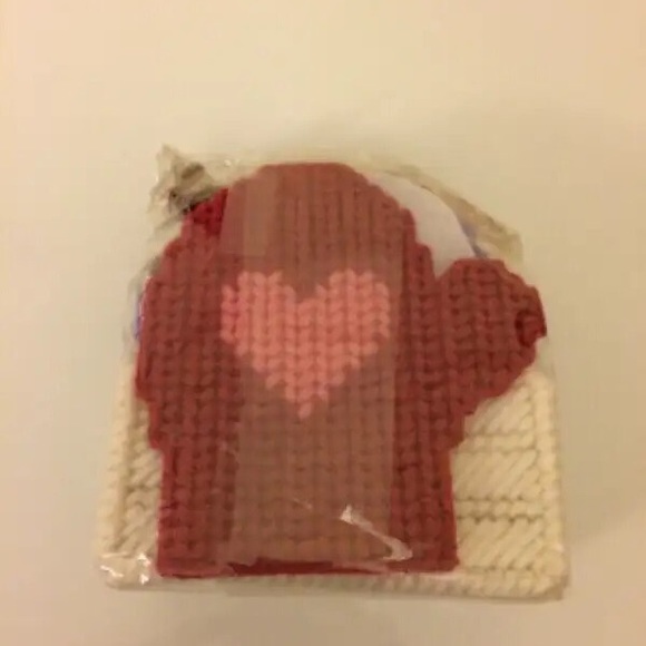 New Drink Coasters Snowman and Mittens Winter Home Decor Christmas Gift - Picture 3 of 3